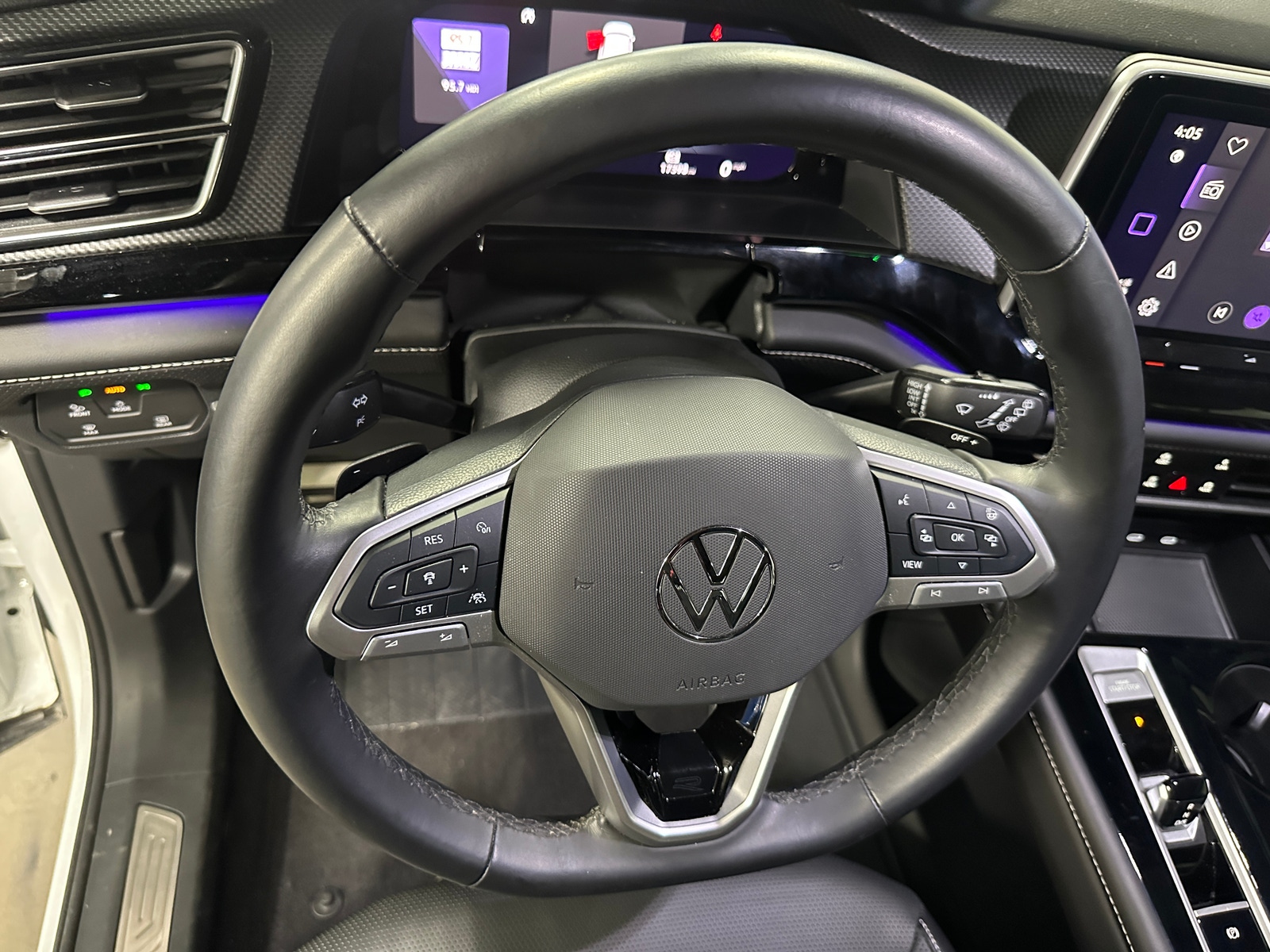 Thumbnail: 2024 Volkswagen Atlas - 4