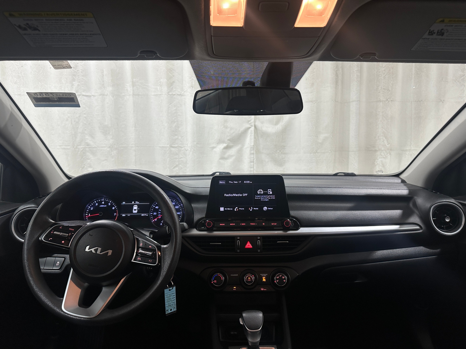 Thumbnail: 2024 Kia Forte - 3