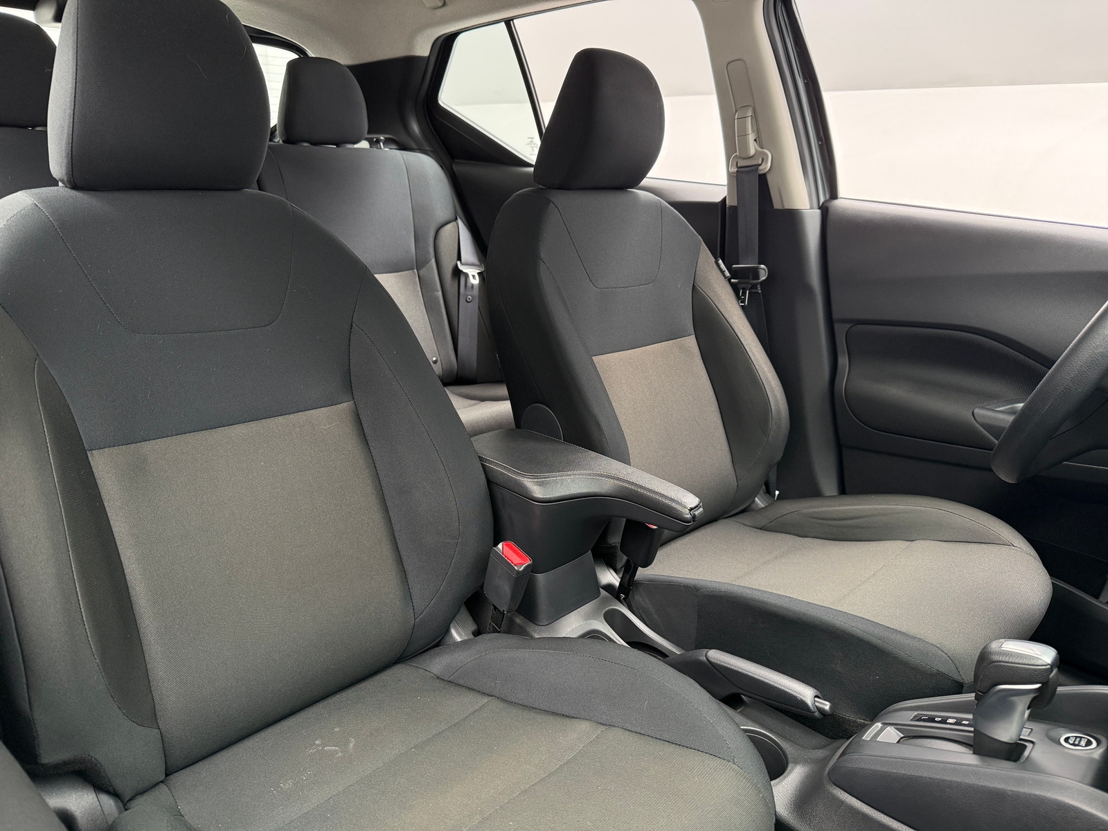 Thumbnail: 2025 Nissan Kicks - 3