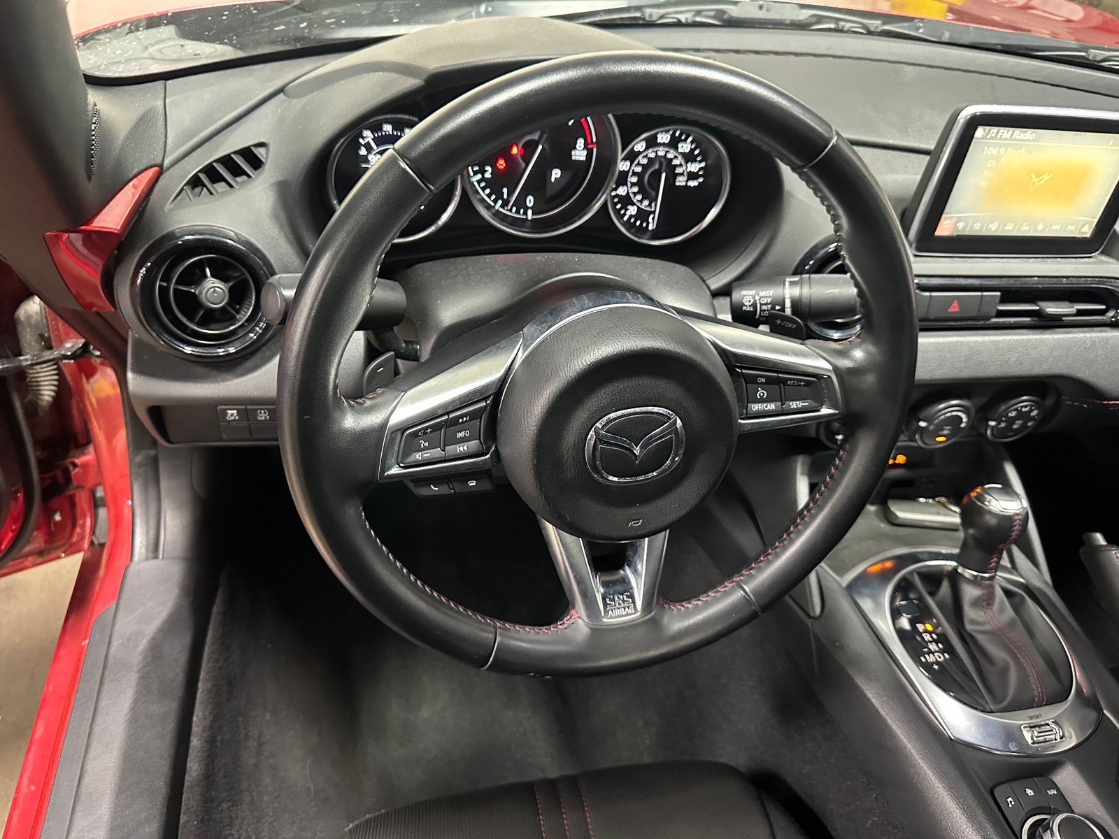 Thumbnail: 2016 Mazda MX-5 Miata - 5