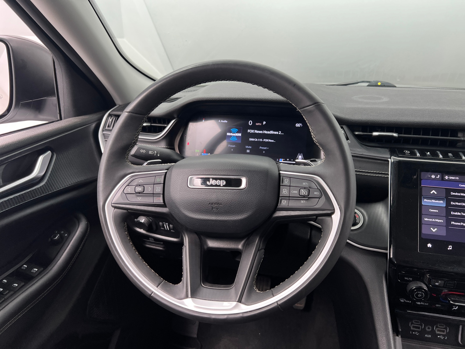 Thumbnail: 2023 Jeep Grand Cherokee L - 5