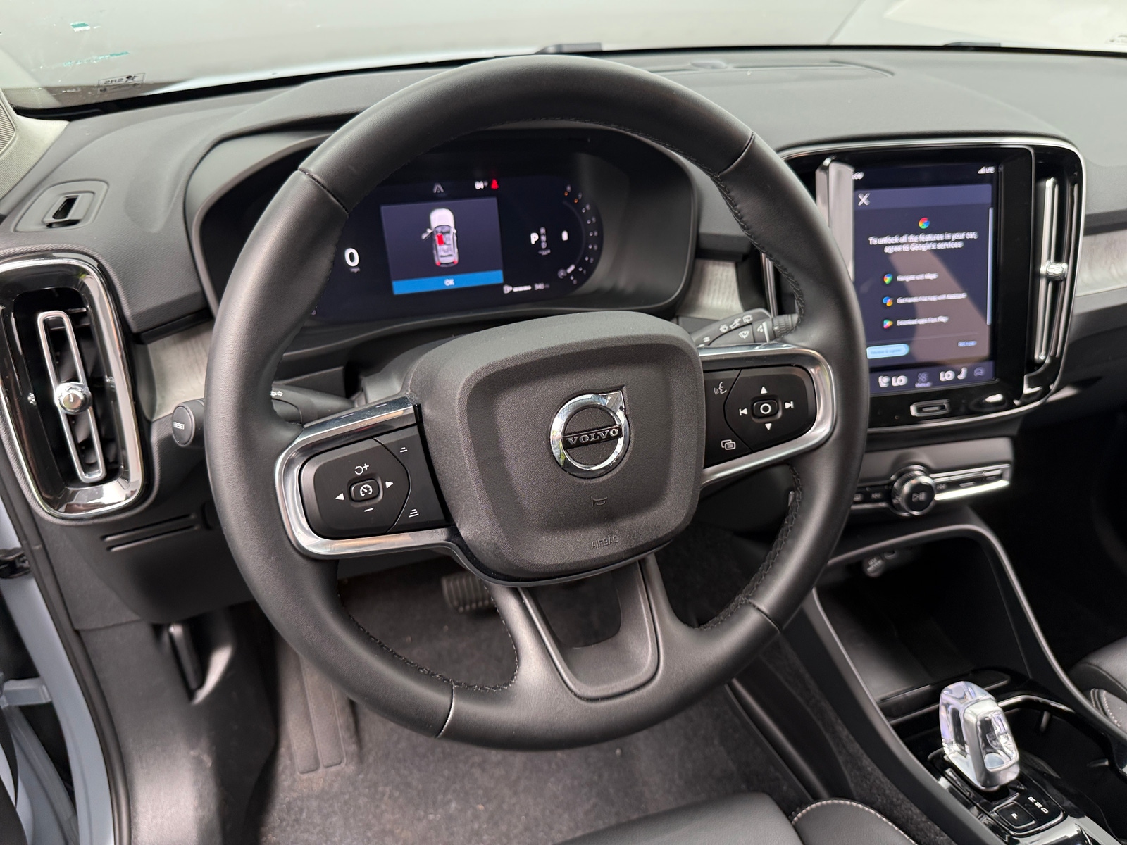 Thumbnail: 2026 Volvo XC40 - 5