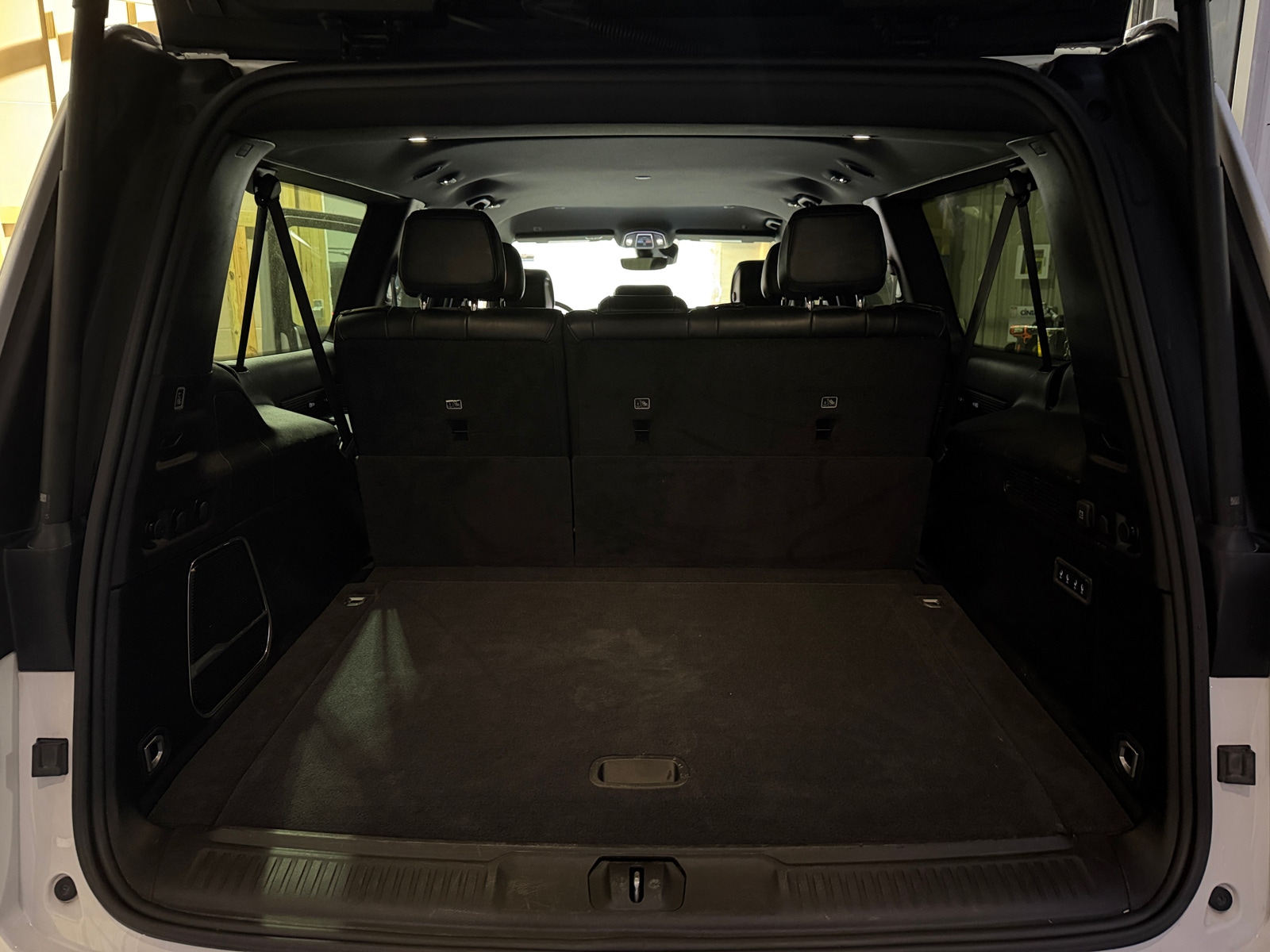 Thumbnail: 2024 Jeep Wagoneer - 6