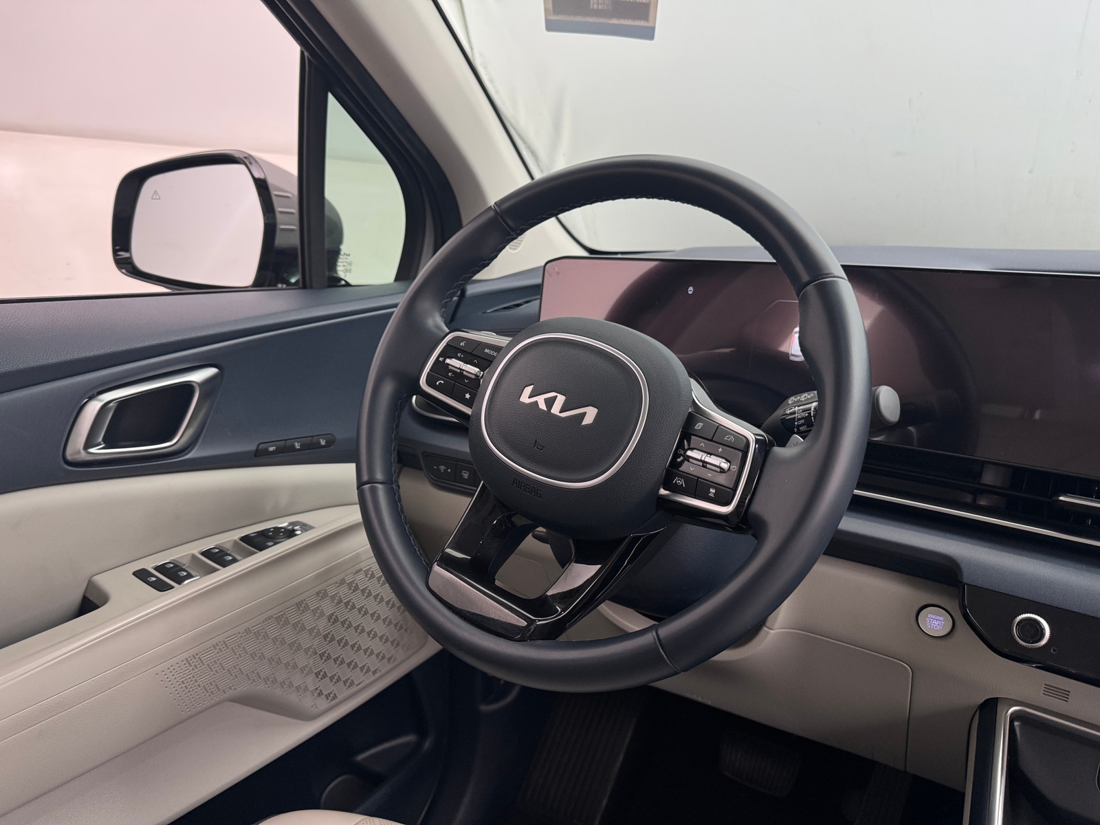 Thumbnail: 2025 Kia Carnival - 4