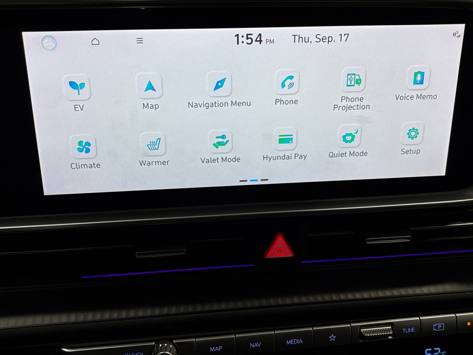 Thumbnail: 2023 Hyundai Ioniq 6 - 3