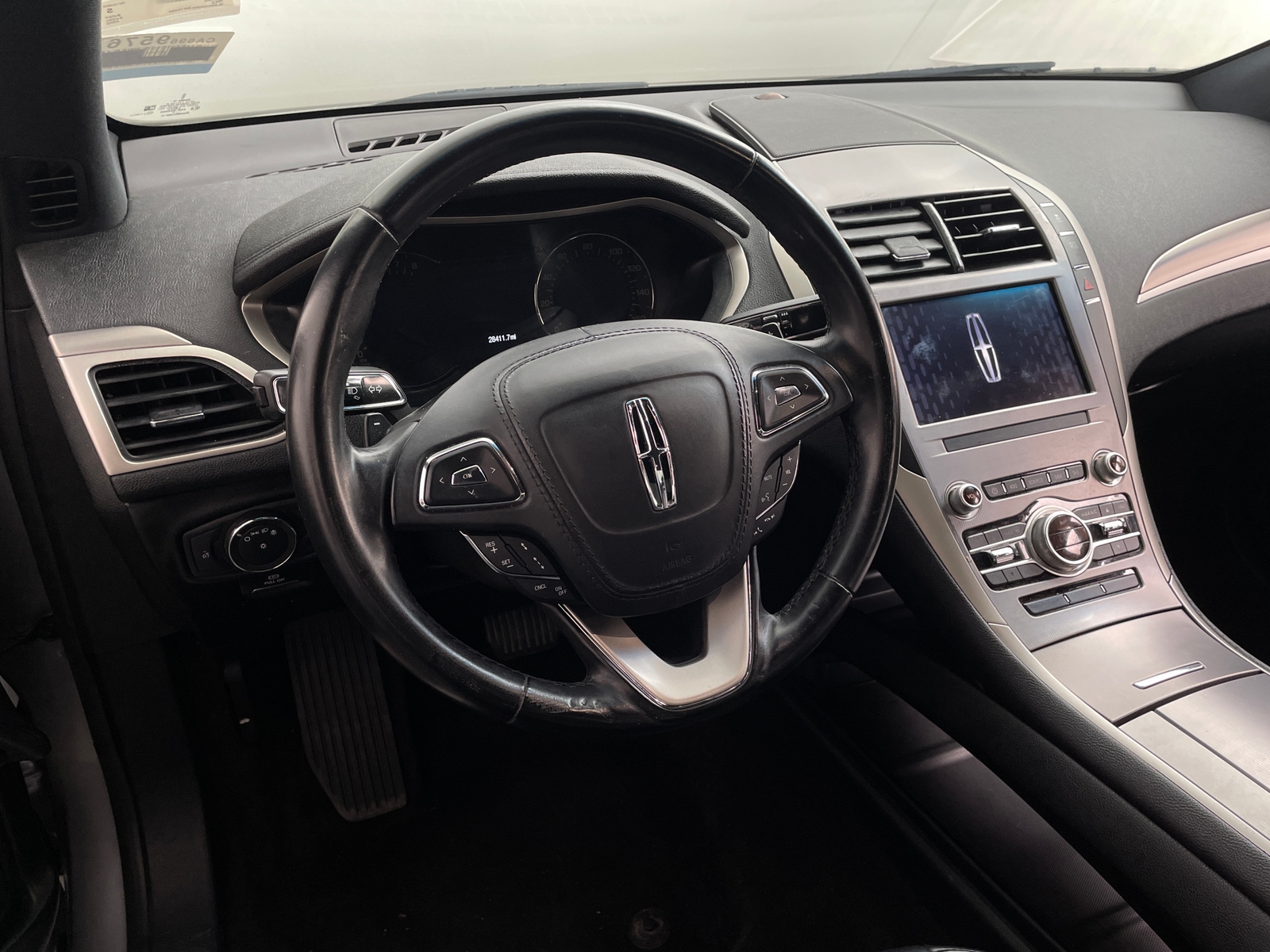 Thumbnail: 2020 Lincoln MKZ - 4