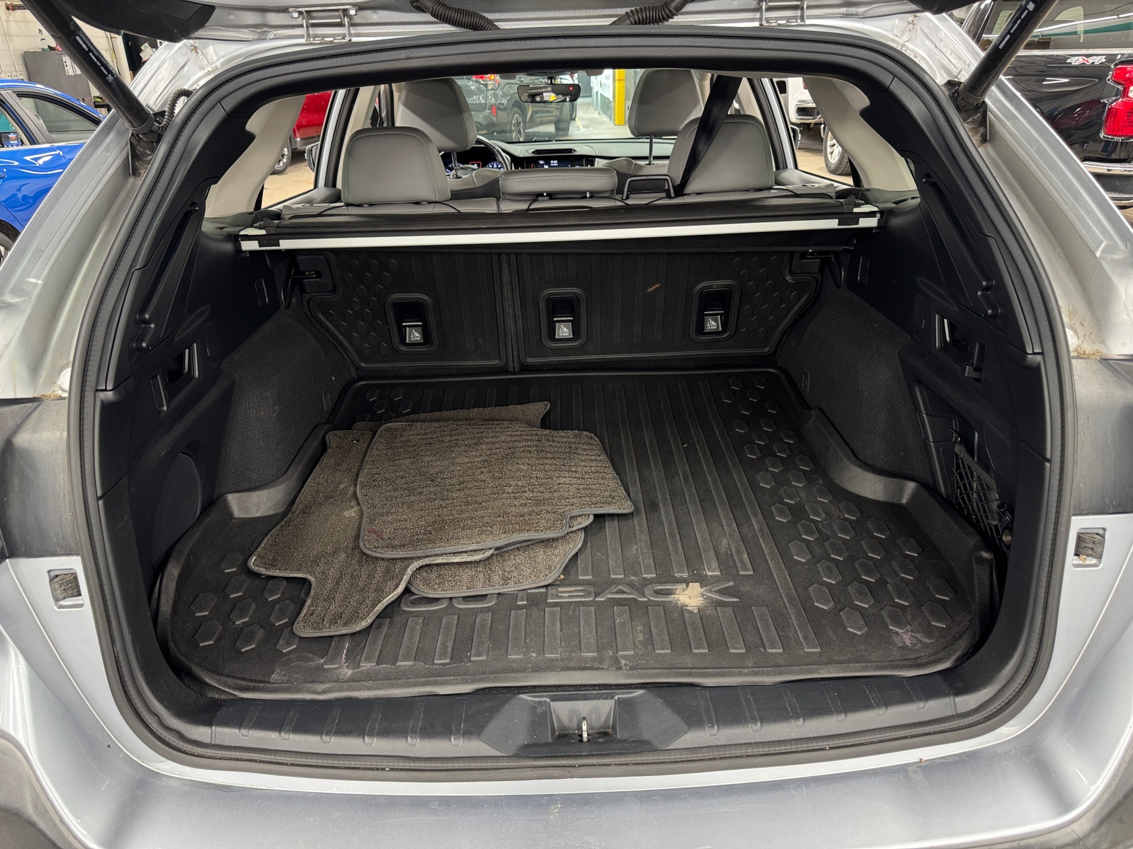 Thumbnail: 2020 Subaru Outback - 6
