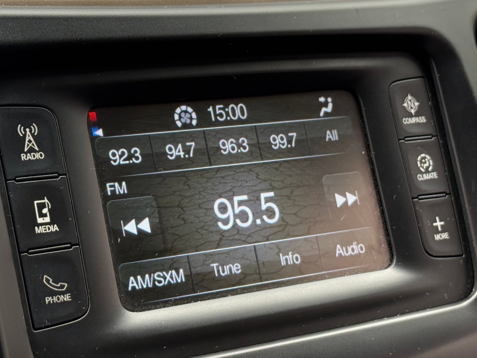 Thumbnail: 2016 Jeep Cherokee - 4