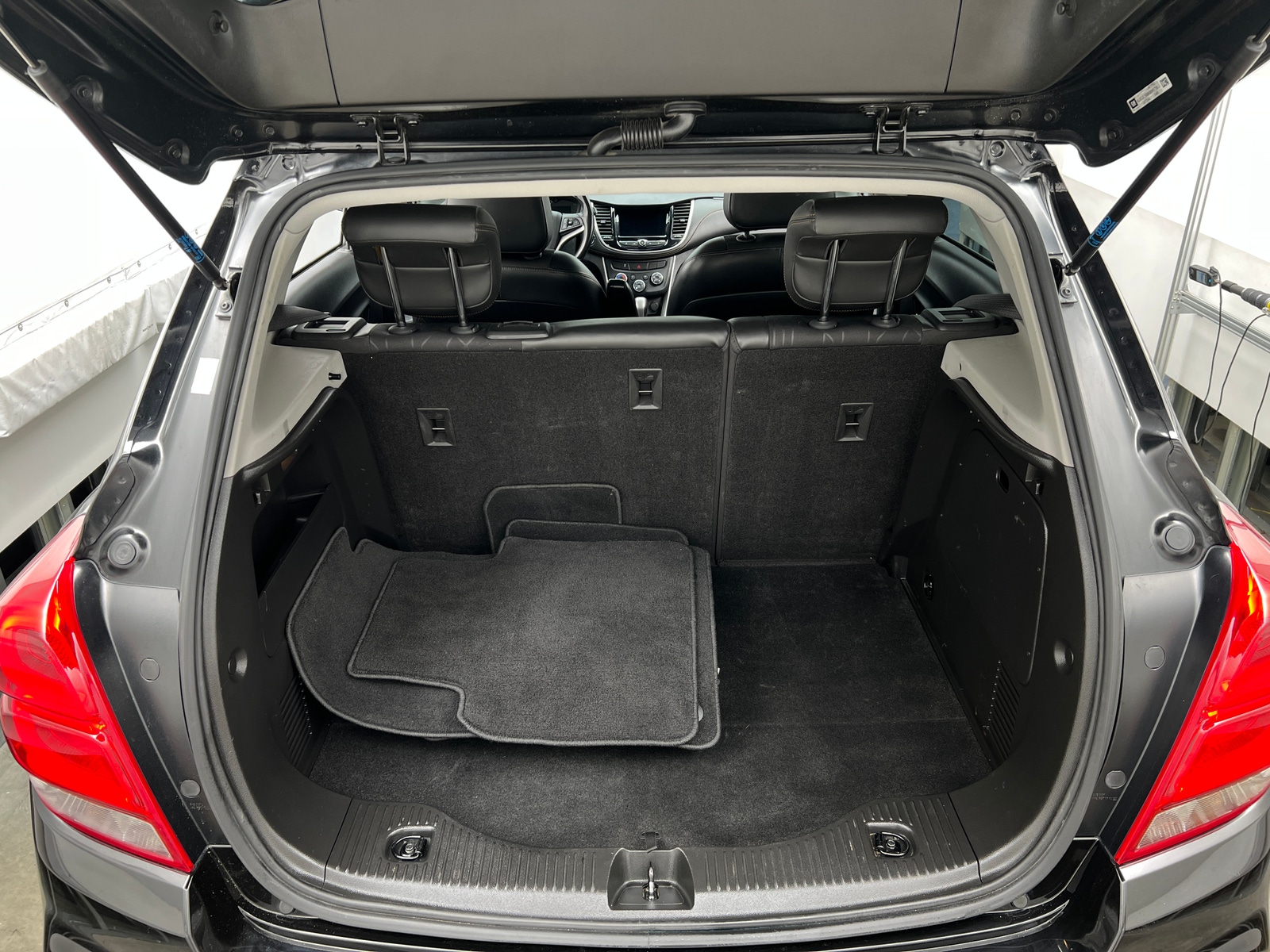 Thumbnail: 2019 Chevrolet Trax - 6