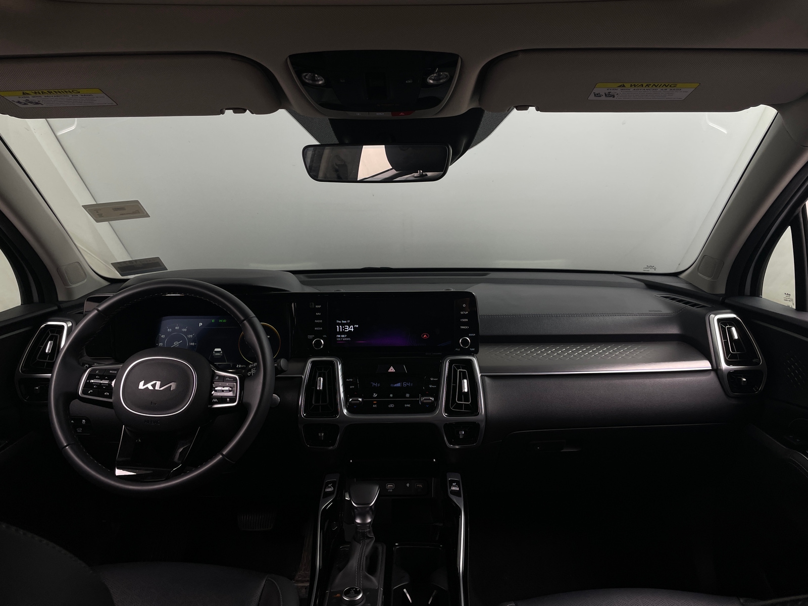 Thumbnail: 2023 Kia Sorento - 2