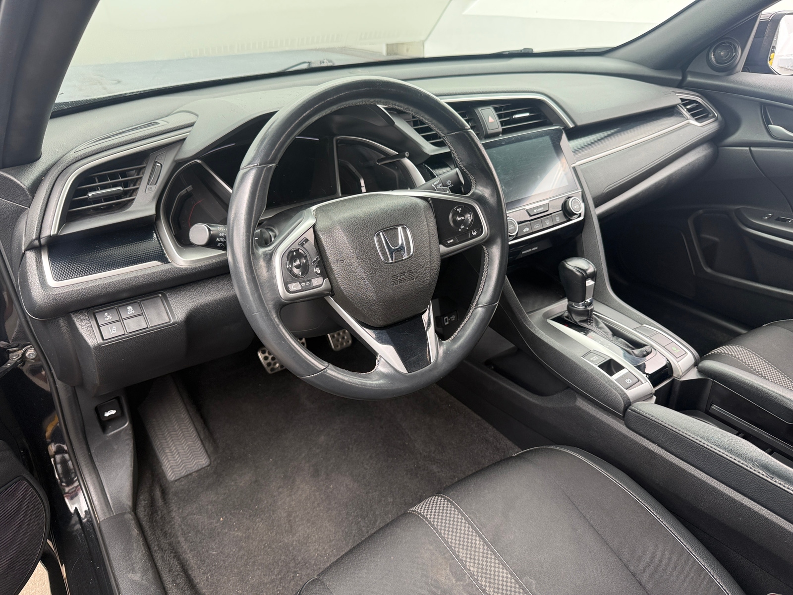Thumbnail: 2019 Honda Civic - 3