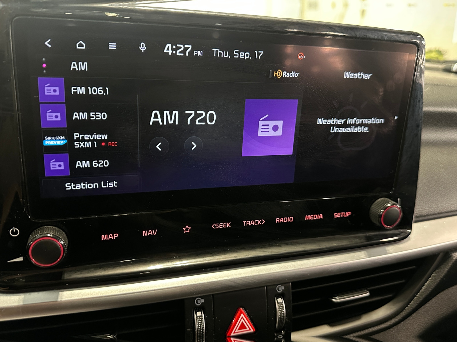 Thumbnail: 2023 Kia Forte - 3