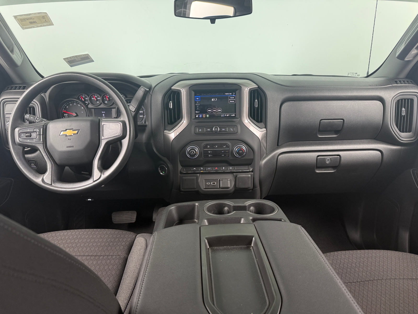 Thumbnail: 2025 Chevrolet Silverado 1500 - 3