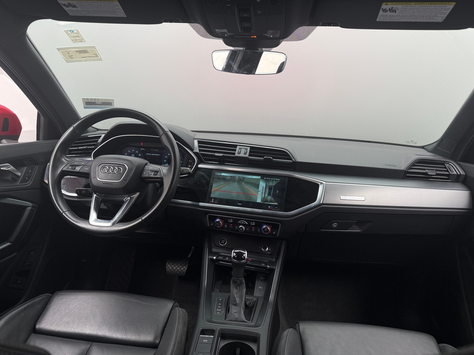 Thumbnail: 2023 Audi Q3 - 3
