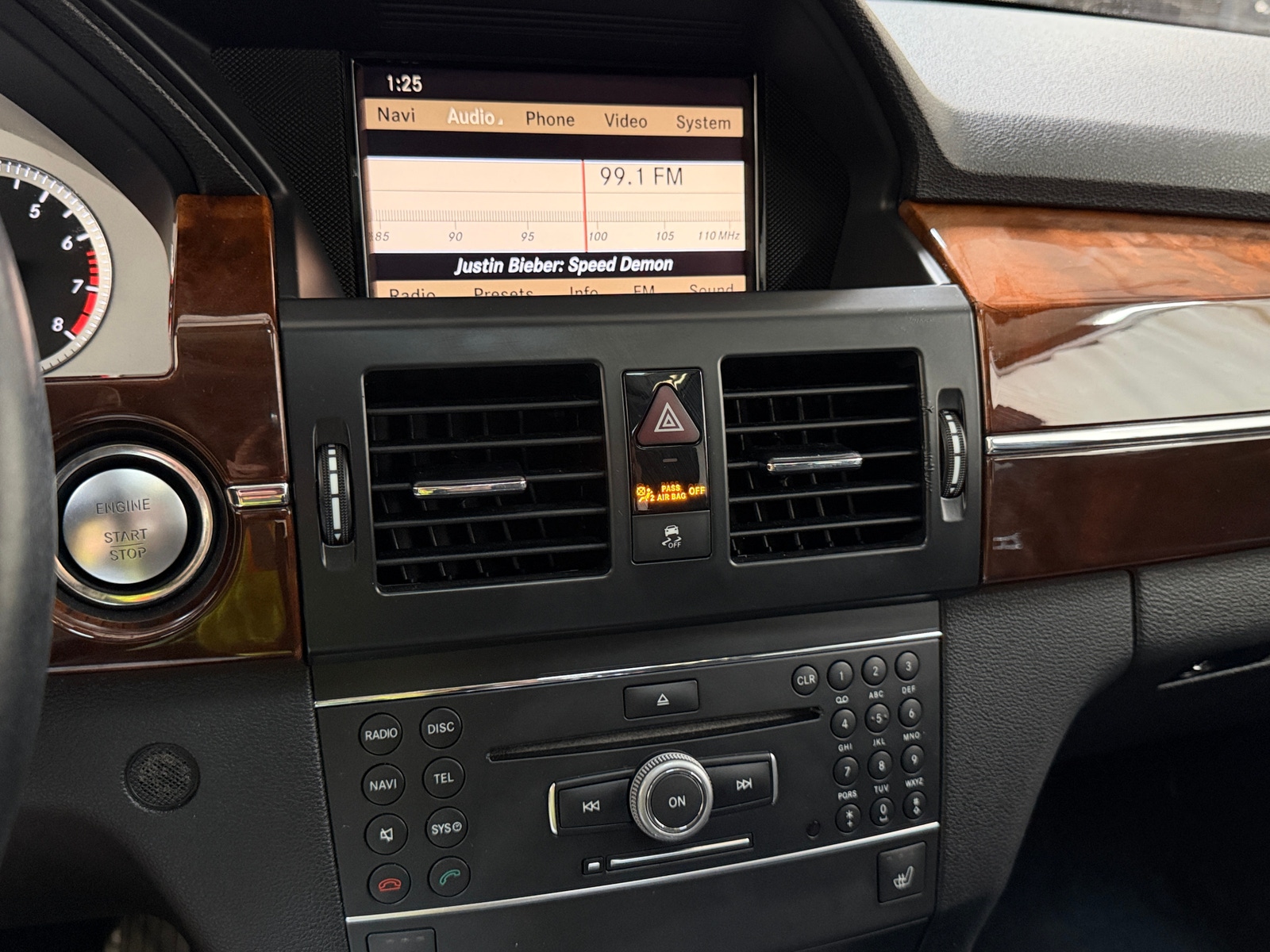 Thumbnail: 2012 Mercedes-Benz GLK - 4