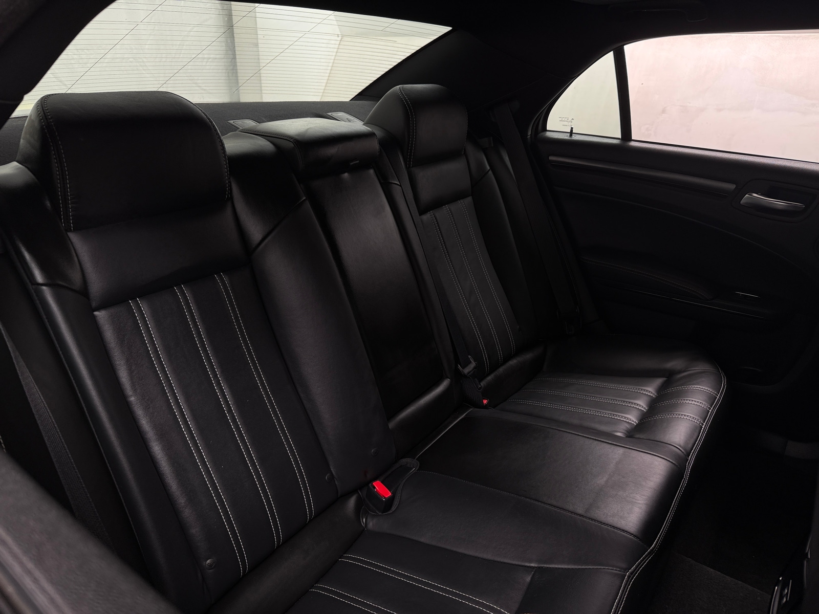 Thumbnail: 2016 Chrysler 300 - 5