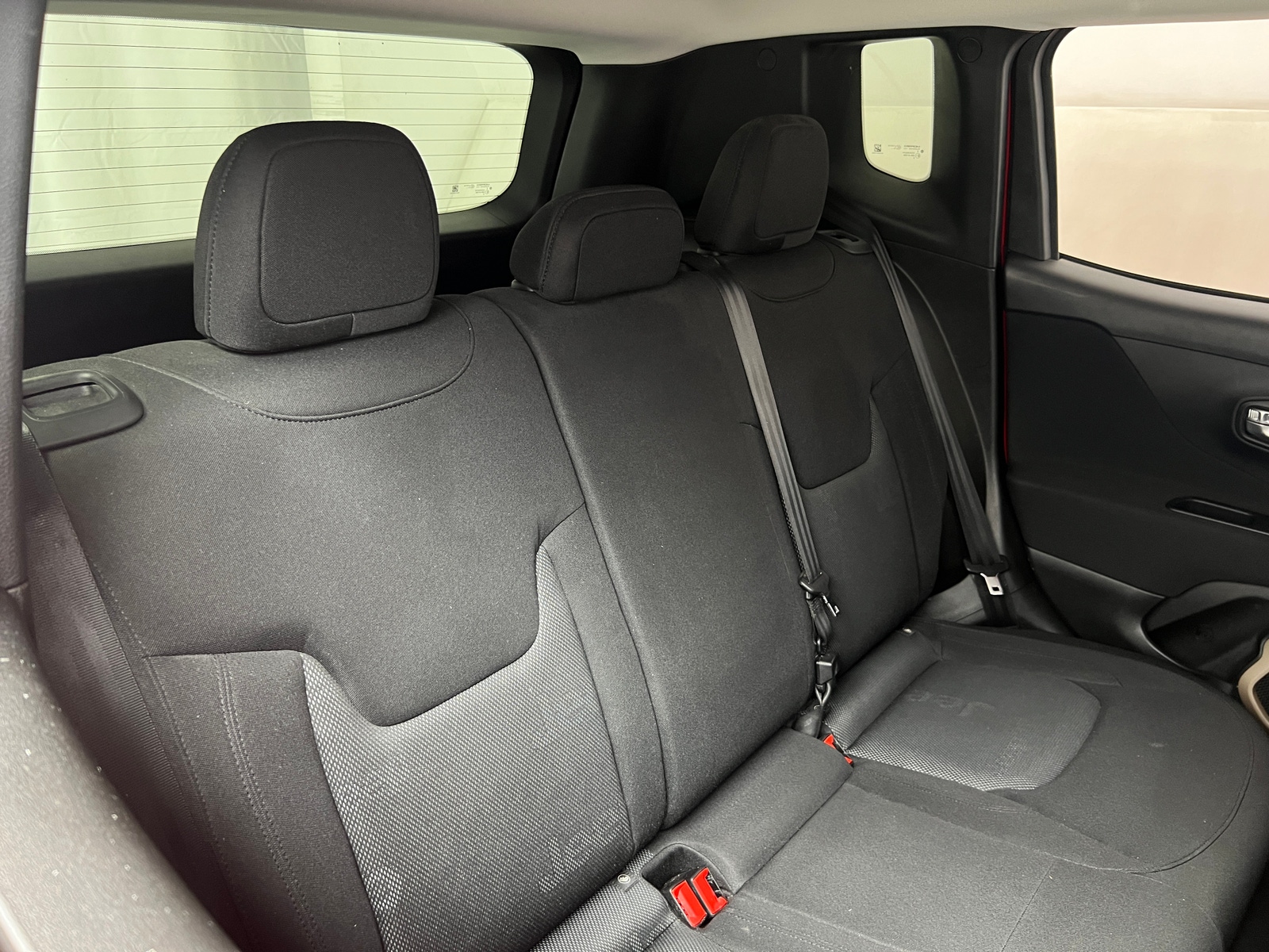 Thumbnail: 2017 Jeep Renegade - 6
