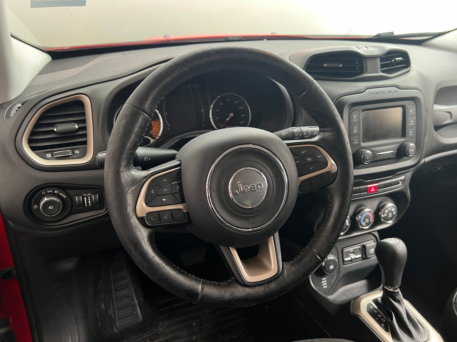 Thumbnail: 2017 Jeep Renegade - 5