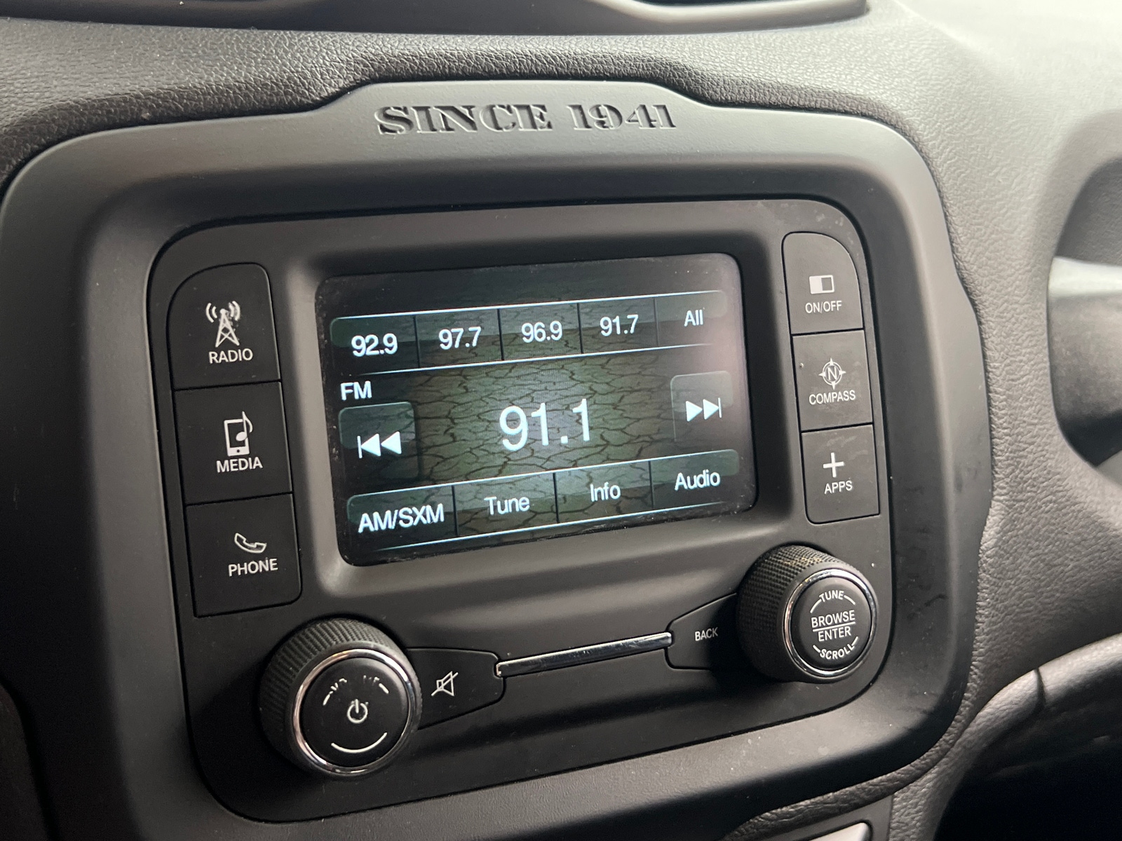 Thumbnail: 2017 Jeep Renegade - 4