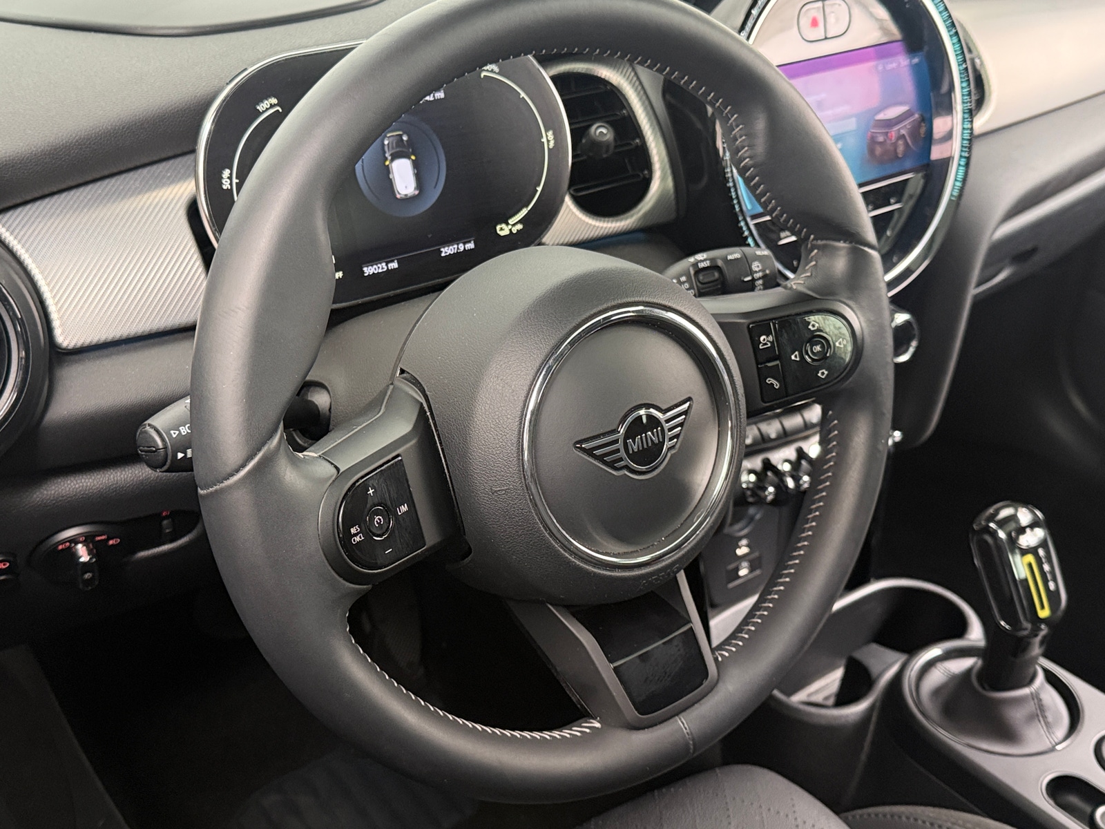 Thumbnail: 2023 MINI Cooper Hardtop - 4