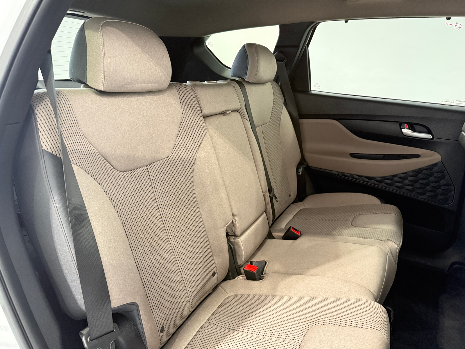 Thumbnail: 2021 Hyundai Santa Fe - 6