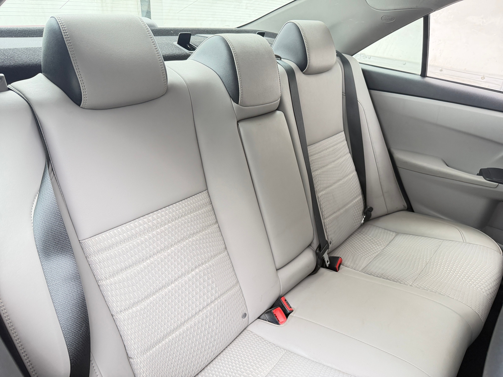 Thumbnail: 2015 Toyota Camry - 6