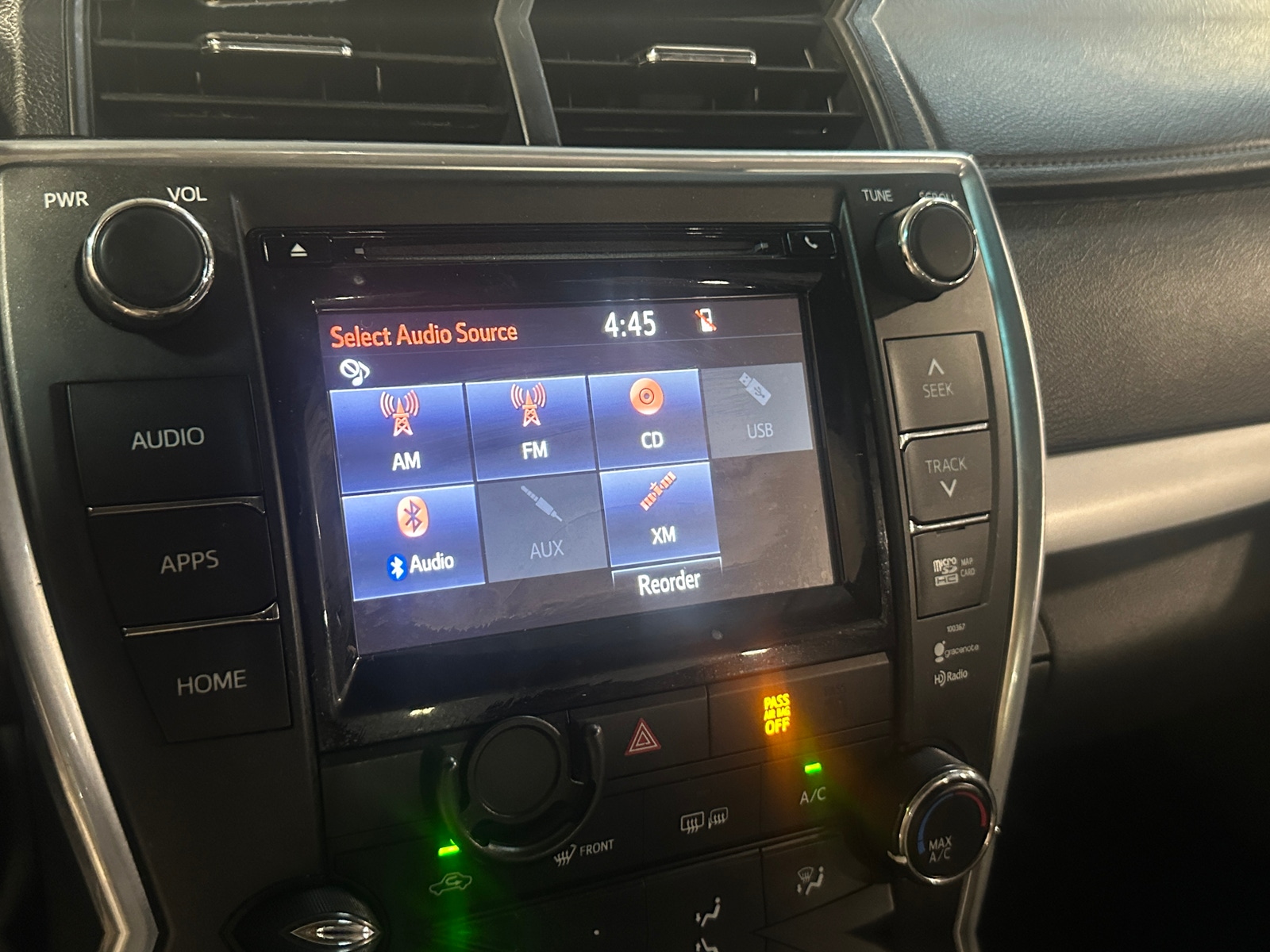 Thumbnail: 2015 Toyota Camry - 4