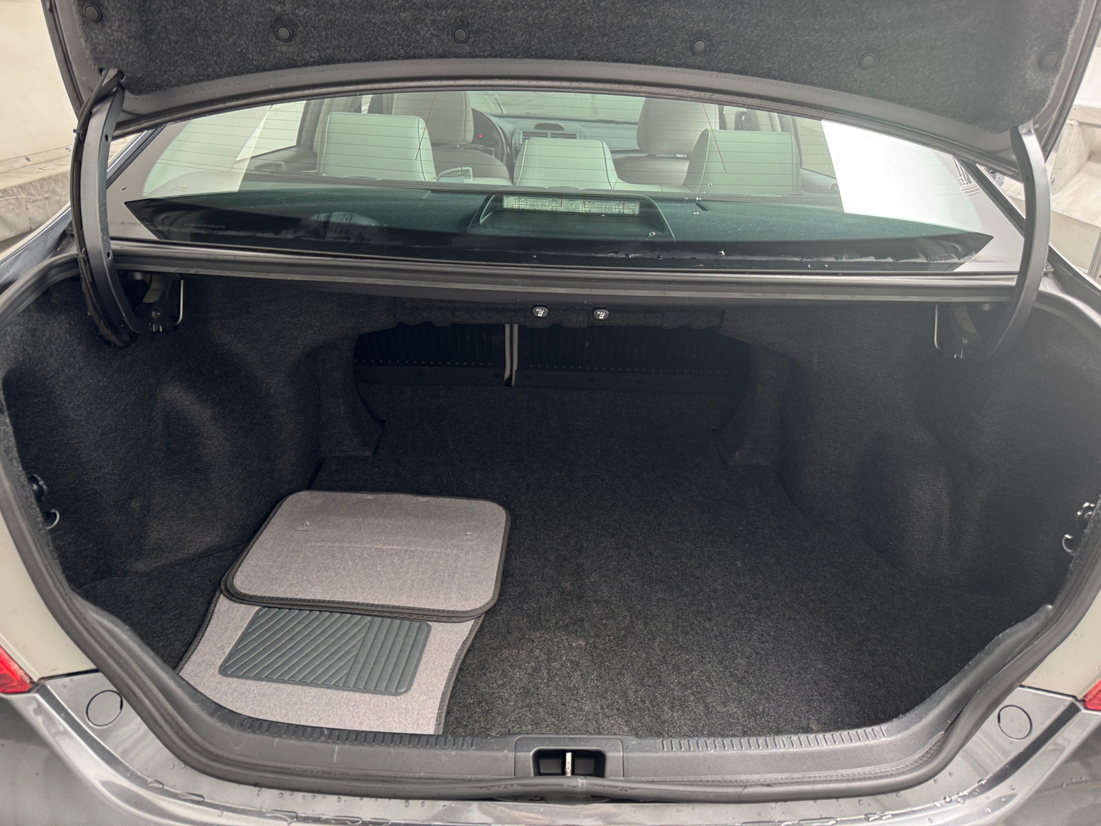 Thumbnail: 2012 Toyota Camry - 7