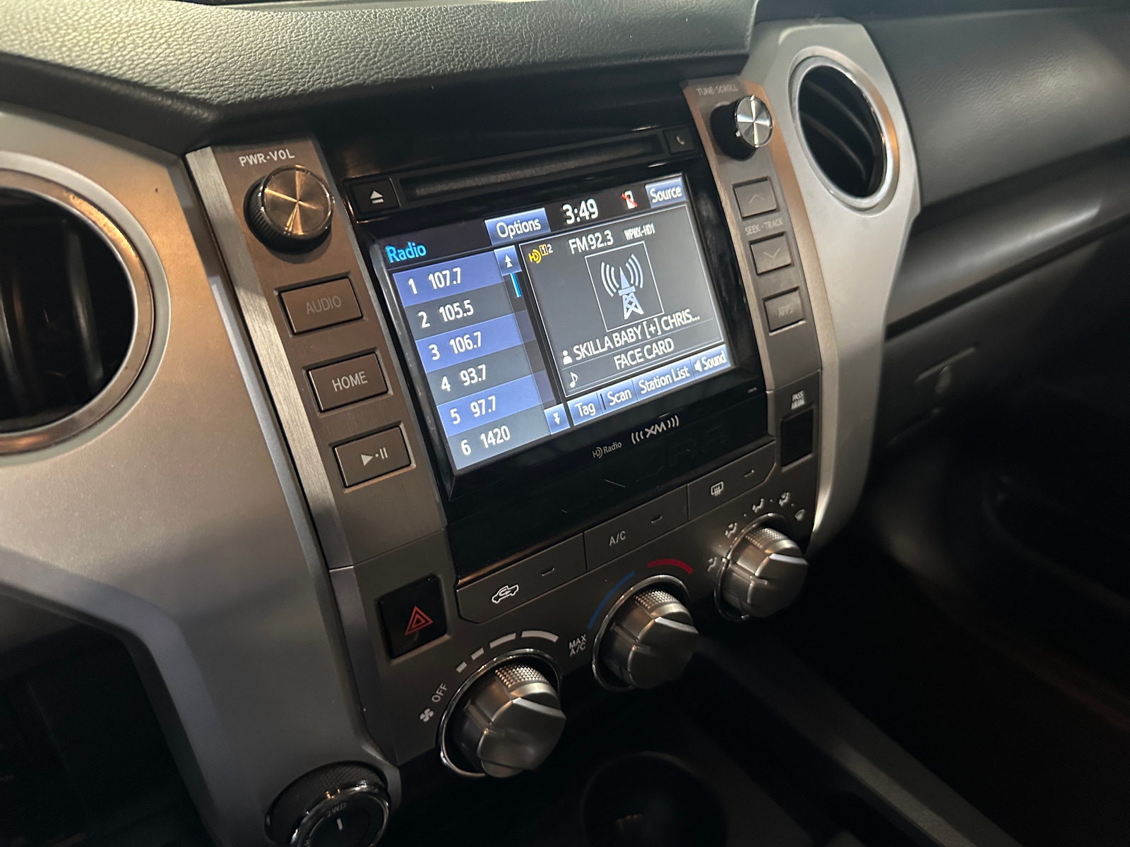 Thumbnail: 2019 Toyota Tundra - 4
