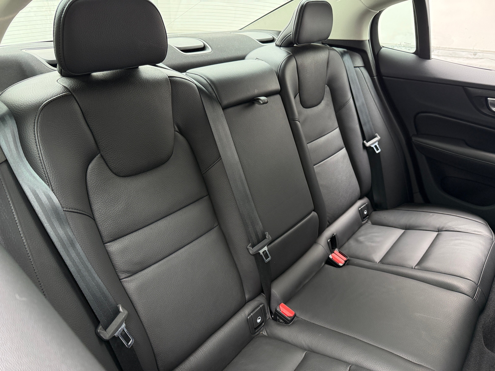 Thumbnail: 2024 Volvo S60 - 5