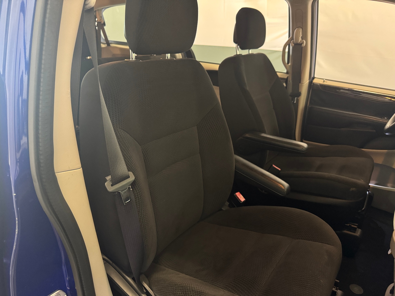 Thumbnail: 2018 Dodge Grand Caravan - 2