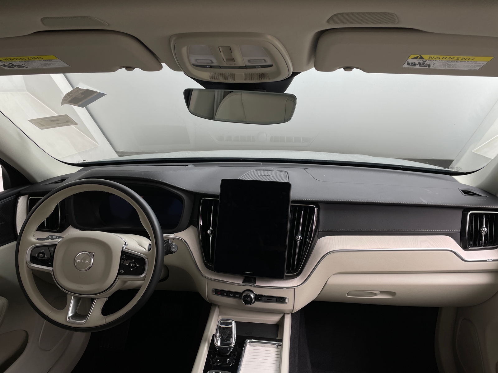 Thumbnail: 2026 Volvo XC60 - 2