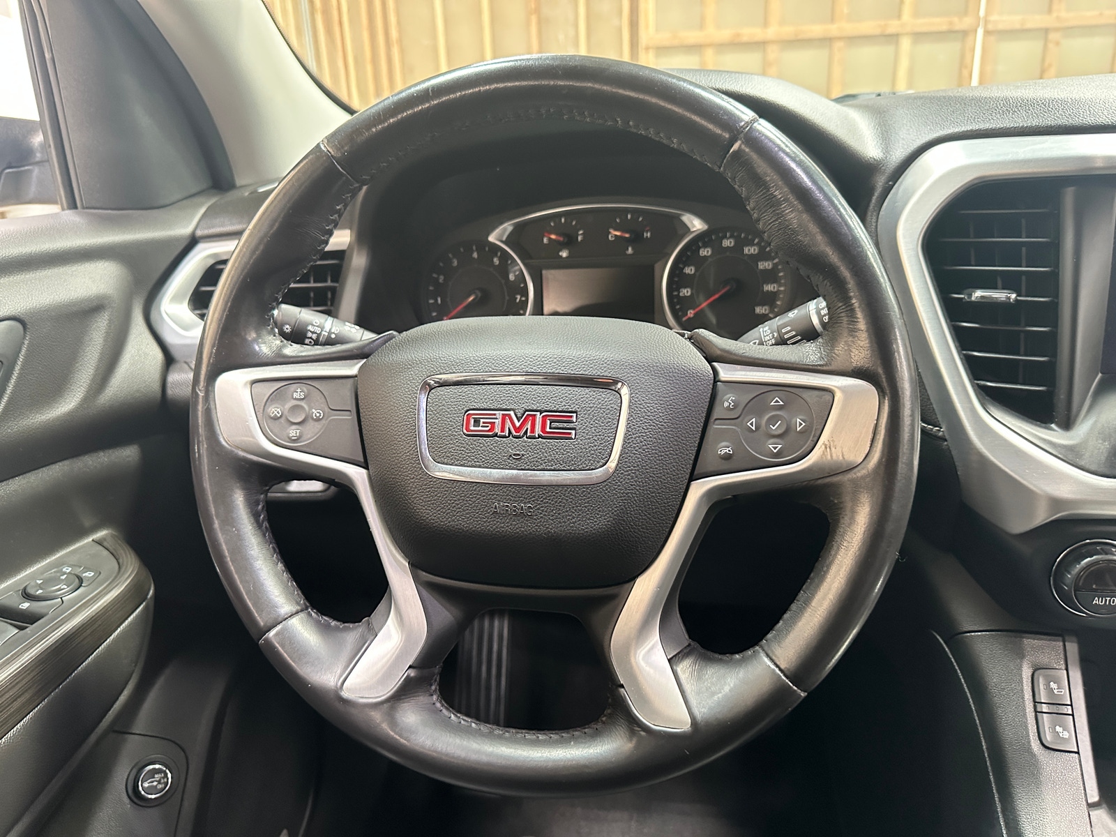 Thumbnail: 2019 GMC Acadia - 4