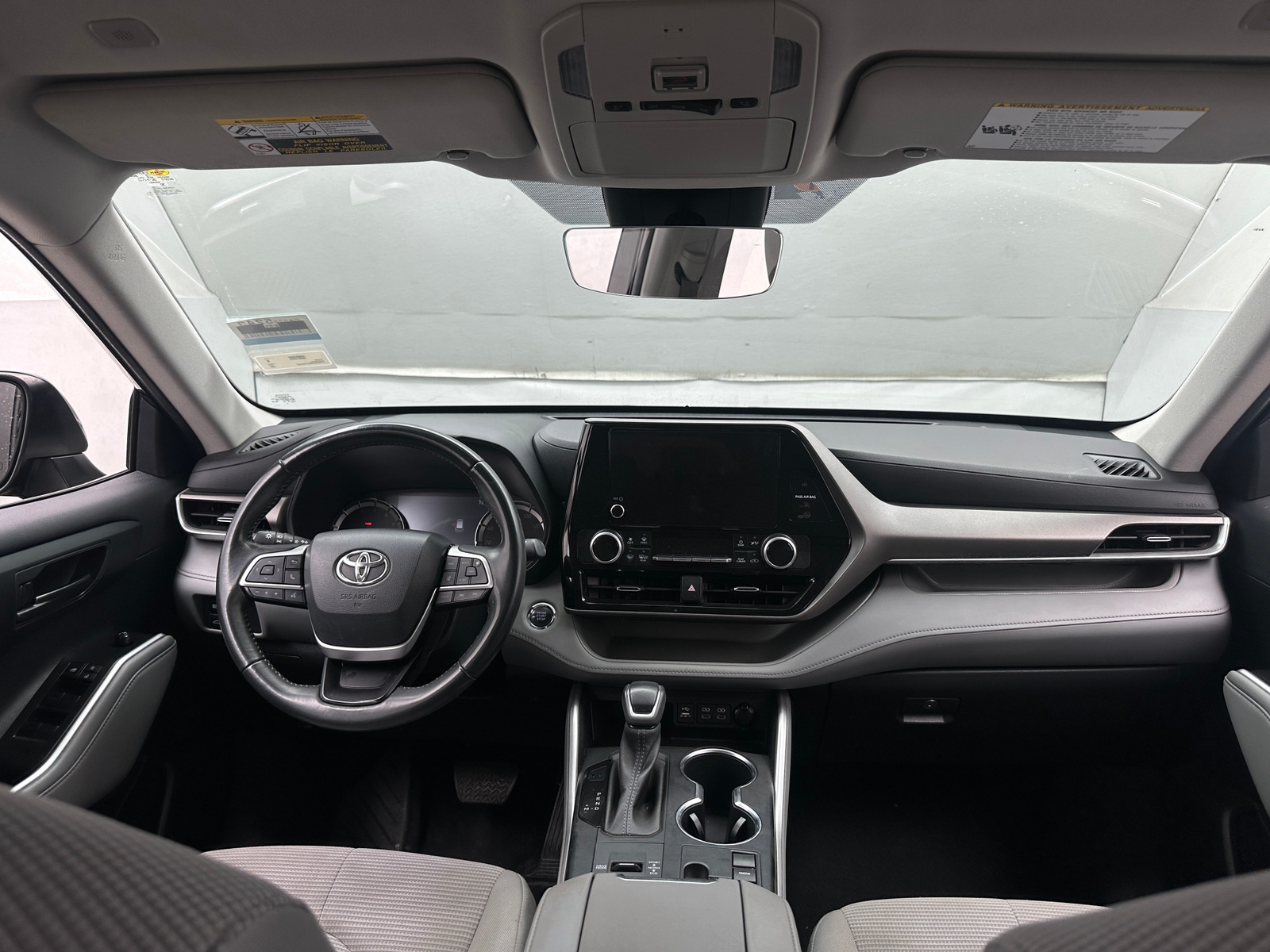 Thumbnail: 2023 Toyota Highlander - 3