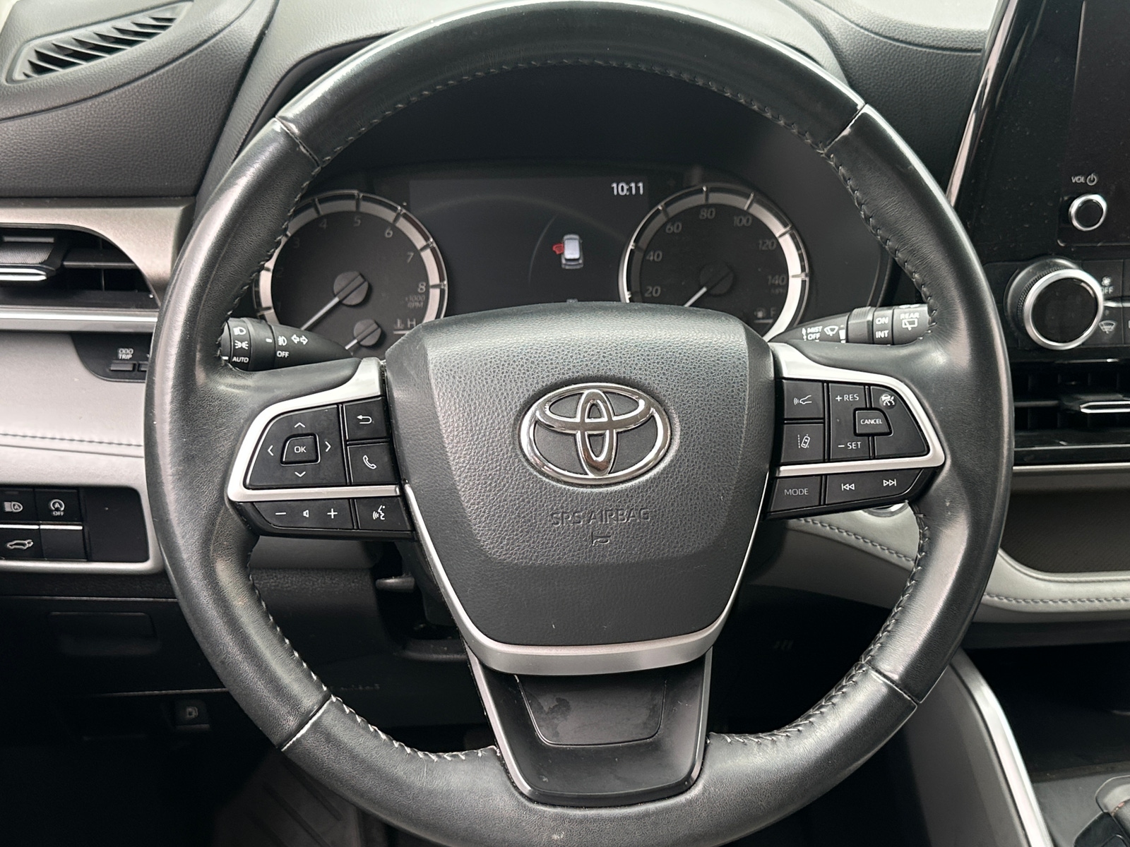 Thumbnail: 2023 Toyota Highlander - 5