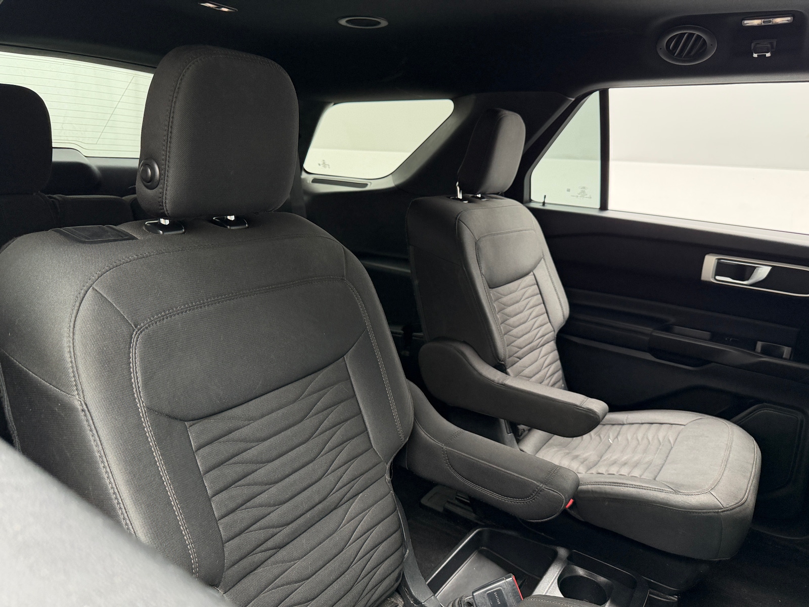 Thumbnail: 2020 Ford Explorer - 6