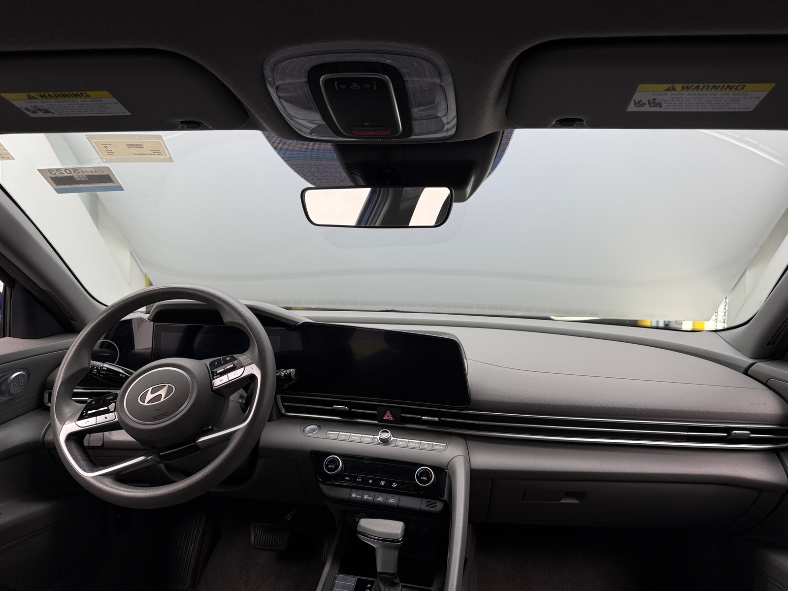 Thumbnail: 2024 Hyundai Elantra - 3