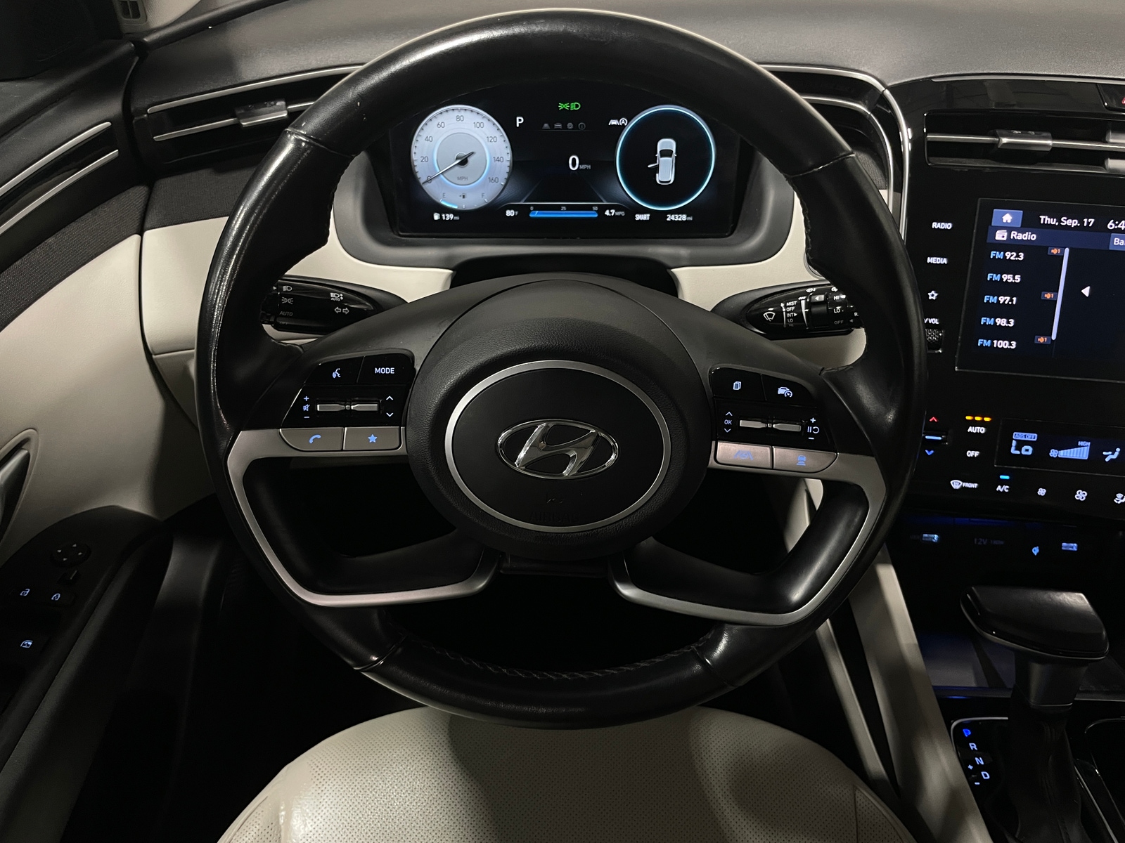 Thumbnail: 2023 Hyundai Tucson - 4