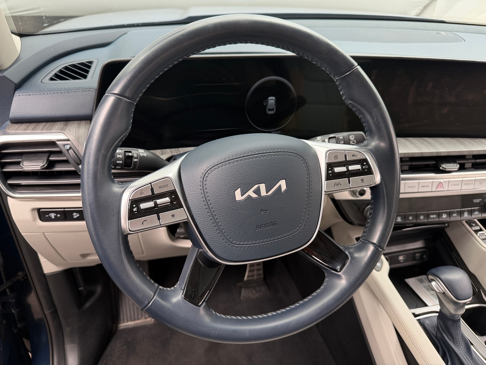Thumbnail: 2024 Kia Telluride - 4