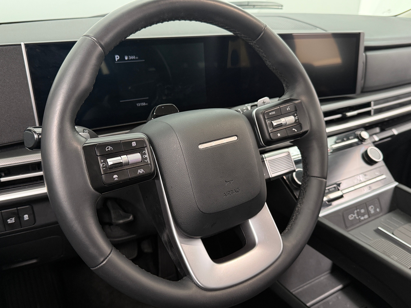 Thumbnail: 2026 Hyundai Santa Fe - 4