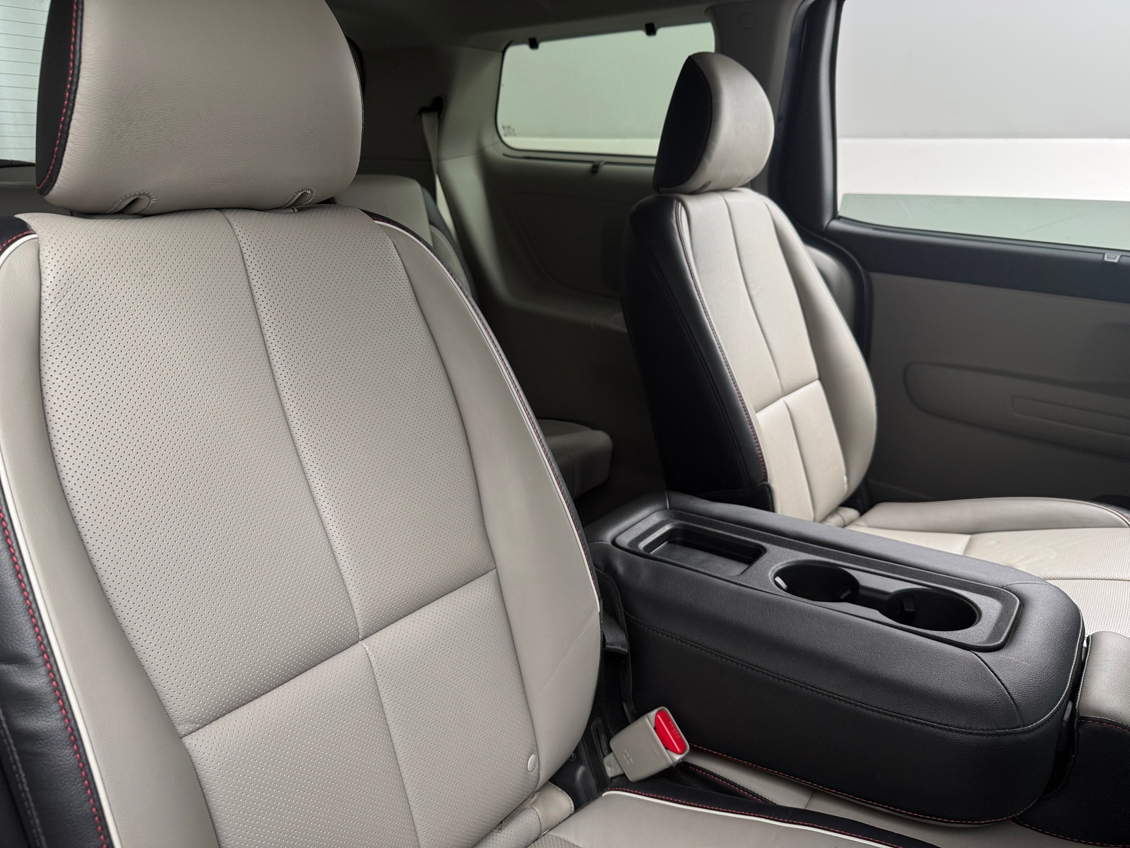 Thumbnail: 2021 Kia Sedona - 5