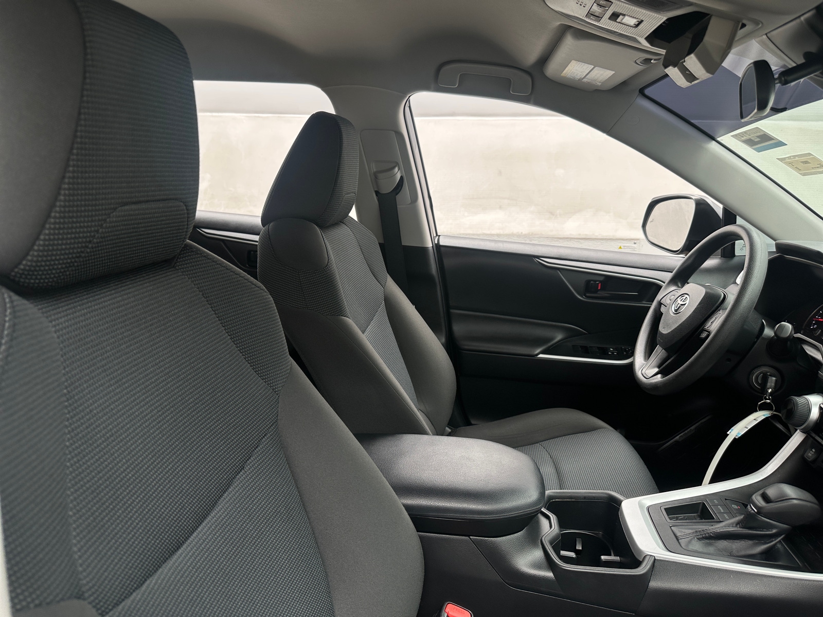 Thumbnail: 2022 Toyota RAV4 - 2