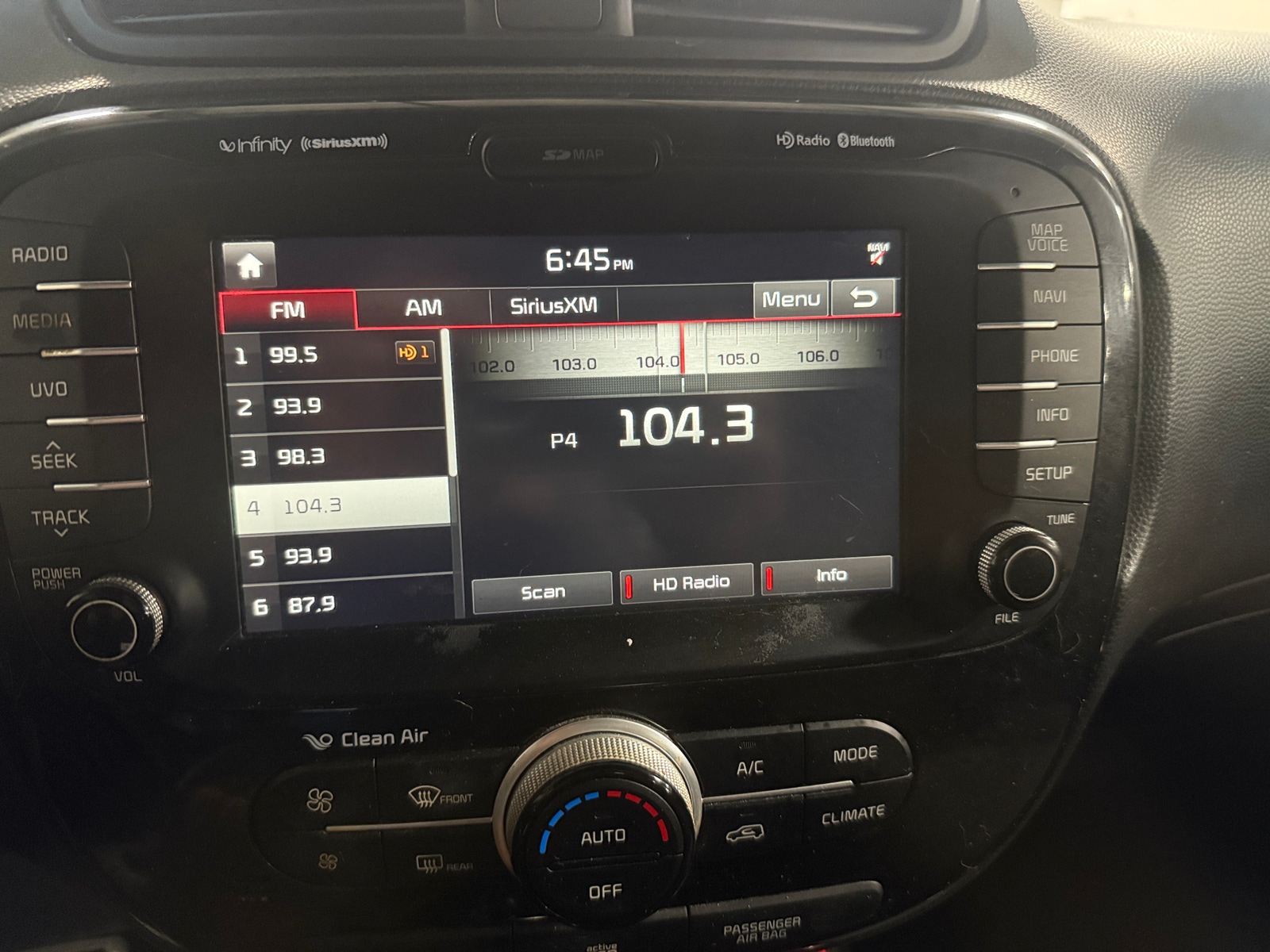 Thumbnail: 2016 Kia Soul - 4