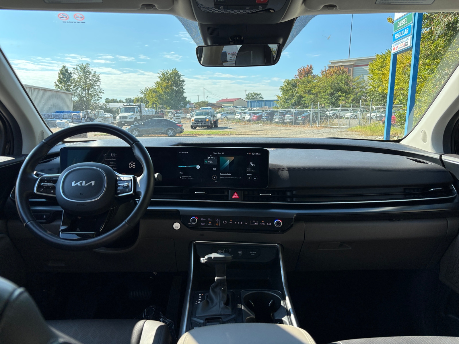 Thumbnail: 2026 Kia Carnival - 3