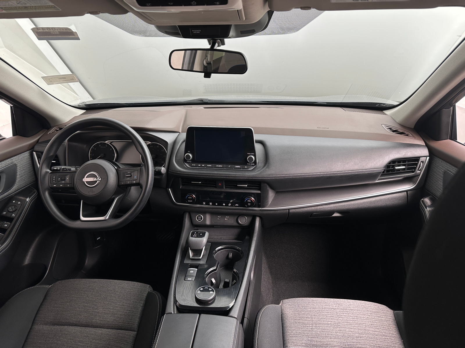 Thumbnail: 2023 Nissan Rogue - 3