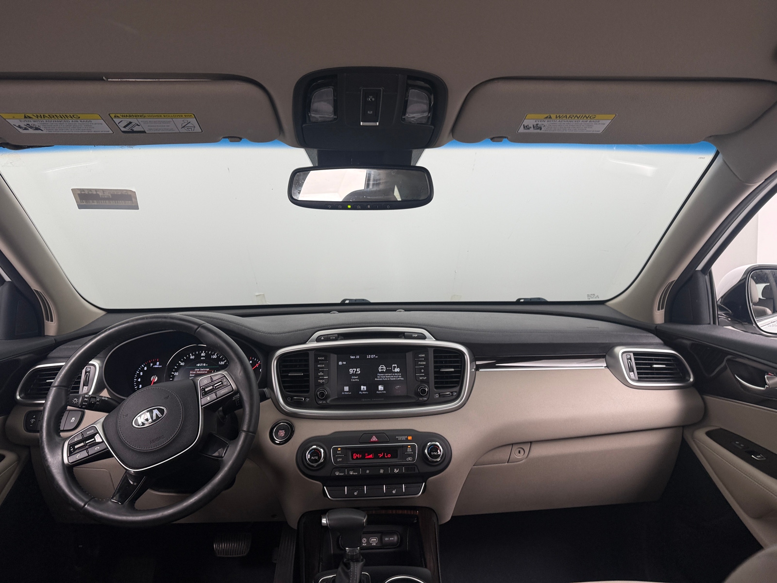 Thumbnail: 2019 Kia Sorento - 2