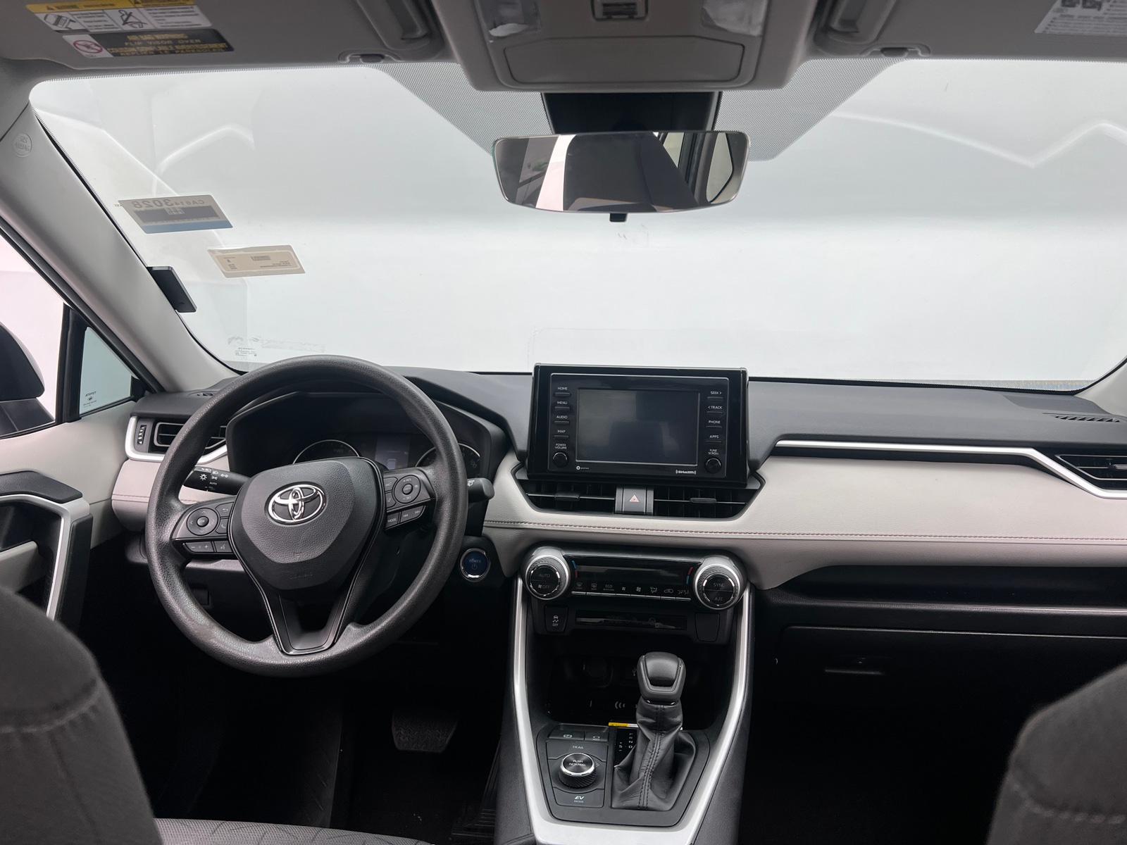 Thumbnail: 2022 Toyota RAV4 - 3