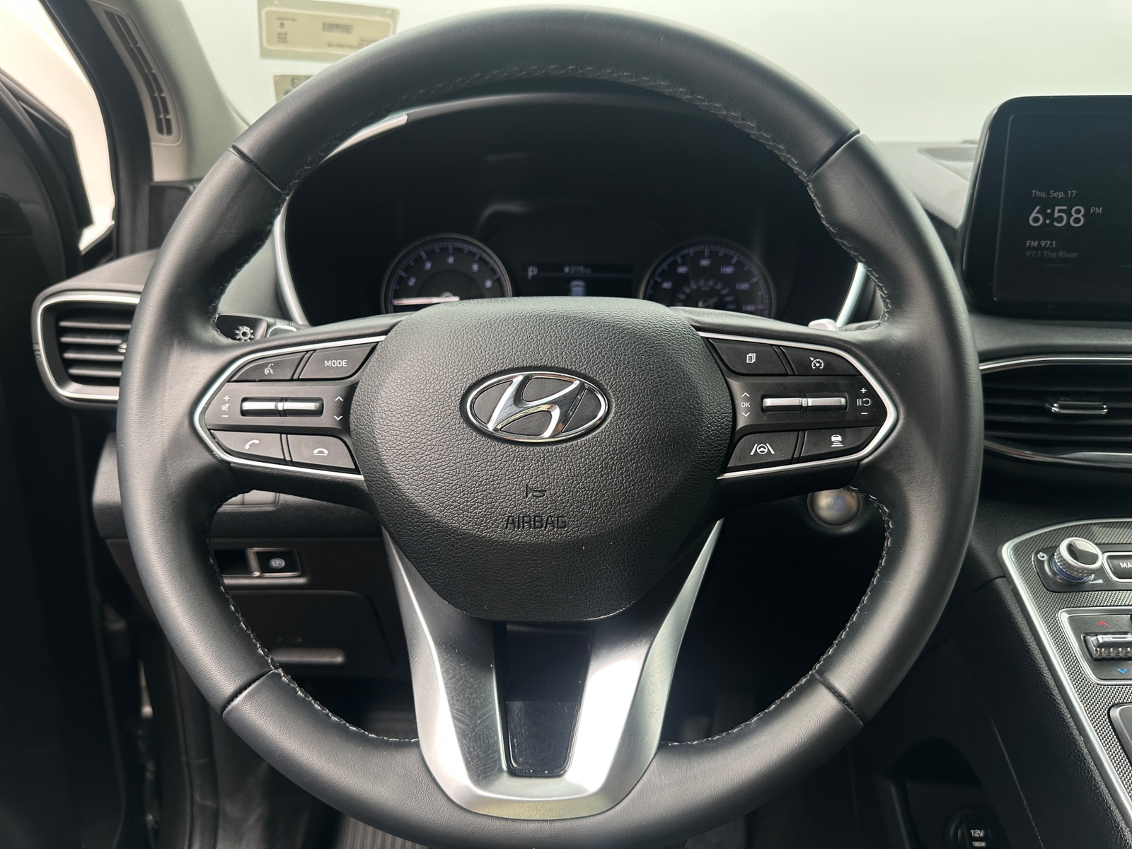 Thumbnail: 2023 Hyundai Santa Fe - 5