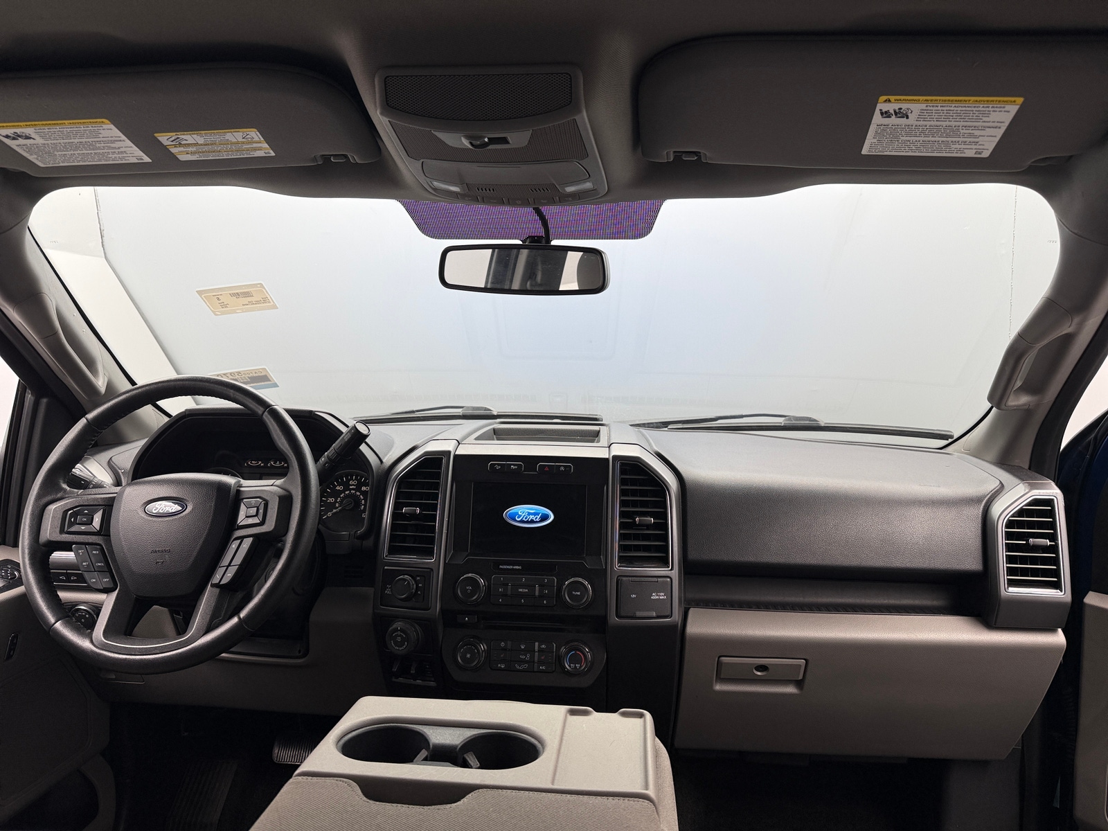 Thumbnail: 2018 Ford Econoline - 3