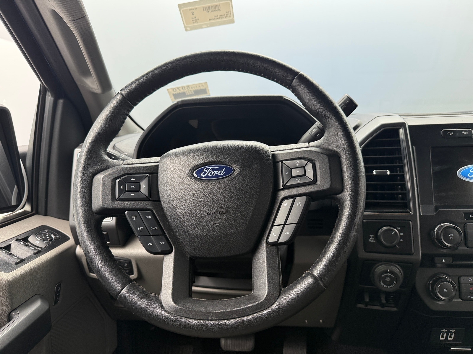 Thumbnail: 2018 Ford Econoline - 5